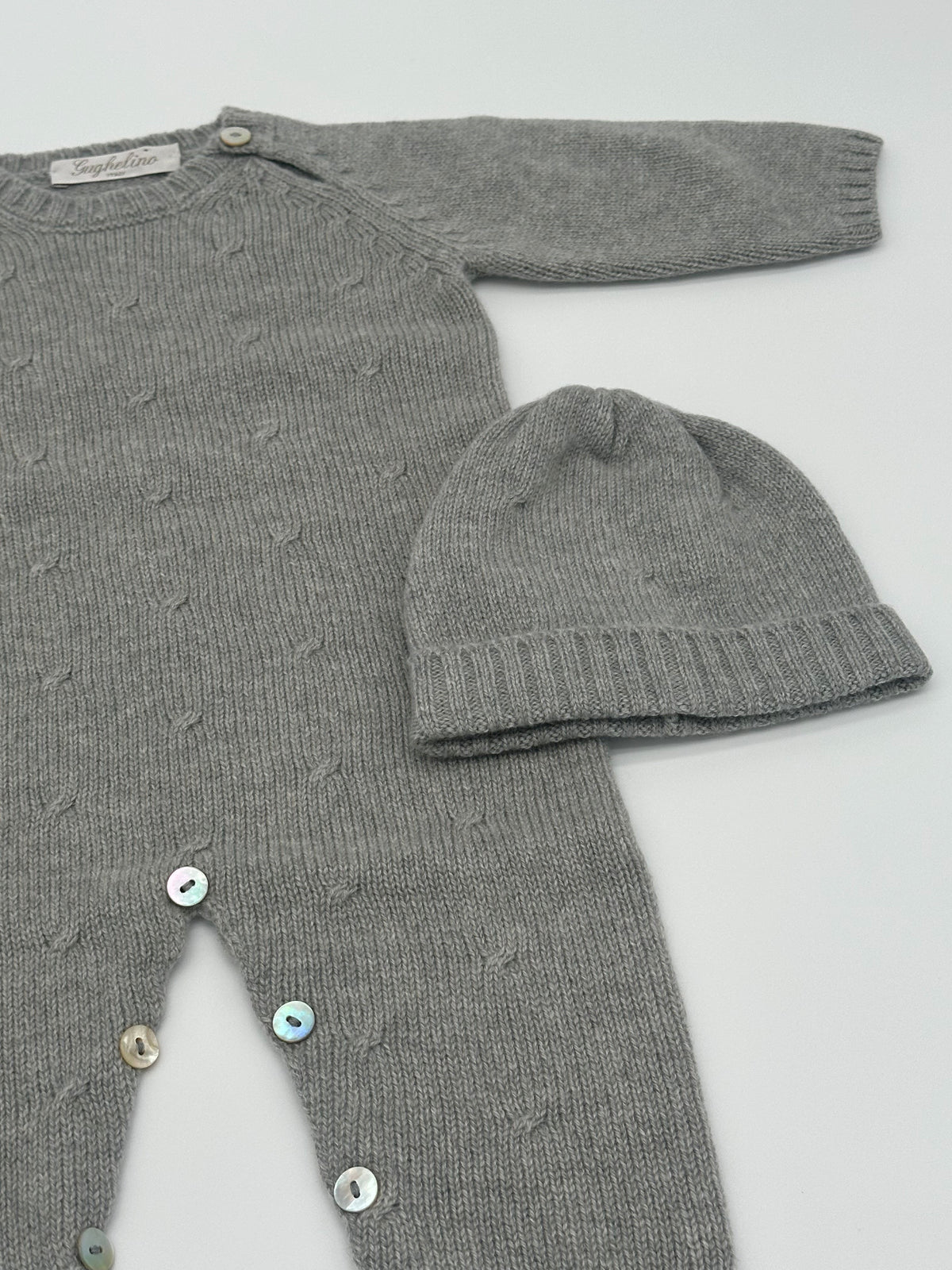 Cappellino bebè 100% cashmere